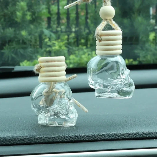 Car Air Freshener Diffuser Perfume Aromatherapy Essential Oil Bottle Car Pendant Perfume Skull Empty Bottle Aromatherapy Bottle