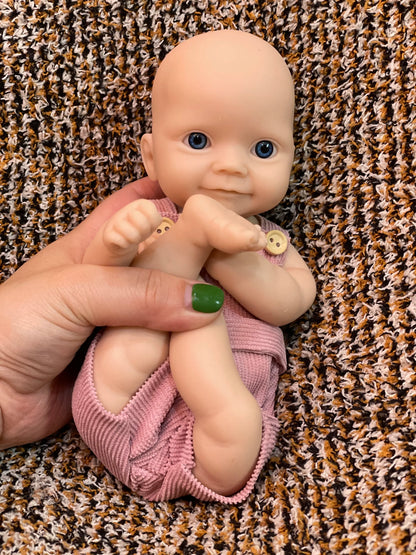 28CM Unpainted Silicone Girls Whole Body Soft Solid Silicone 8 Styles Newborn Baby Dolls Toys For Gifts Reborn Corpo De Silicone