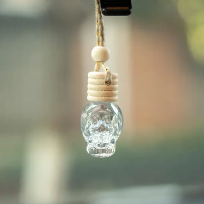 Car Air Freshener Diffuser Perfume Aromatherapy Essential Oil Bottle Car Pendant Perfume Skull Empty Bottle Aromatherapy Bottle