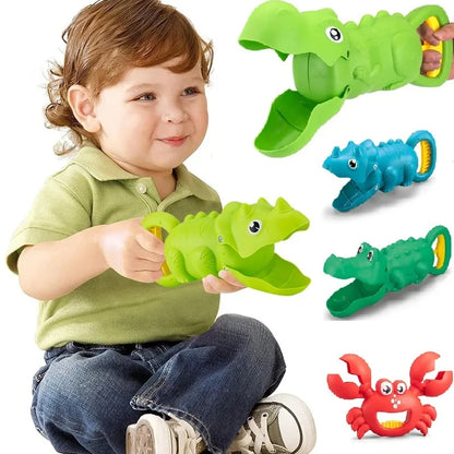 Winter Snow Toys Snowball Maker Tool Kit for Kids Outdoor Play Snow Ball Maker Clip Molds Toys Beach Digging Sand Shovel Set