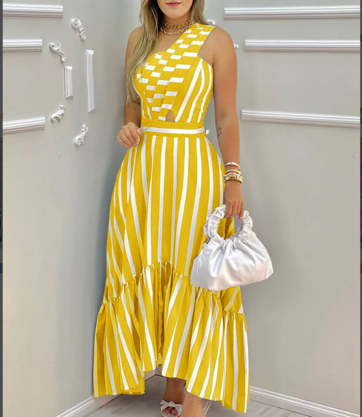 Vestido feminino de fibra sintética com listras verticais, decote assimétrico e saia com babado.