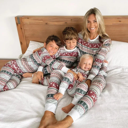 New 2024 Family Christmas Pajamas Set All Over Print Matching Clothing Sets Baby Romper Mother Kids Costumes Pijamas Xmas Look