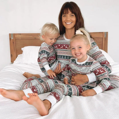 New 2024 Family Christmas Pajamas Set All Over Print Matching Clothing Sets Baby Romper Mother Kids Costumes Pijamas Xmas Look