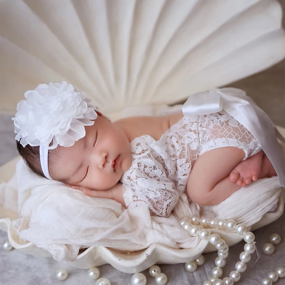 Ylsteed Newborn Photoshoot Outfit Big Bowknot White Long Sleeve Lace Romper with Headband Photo Props for Infants Portrait prop