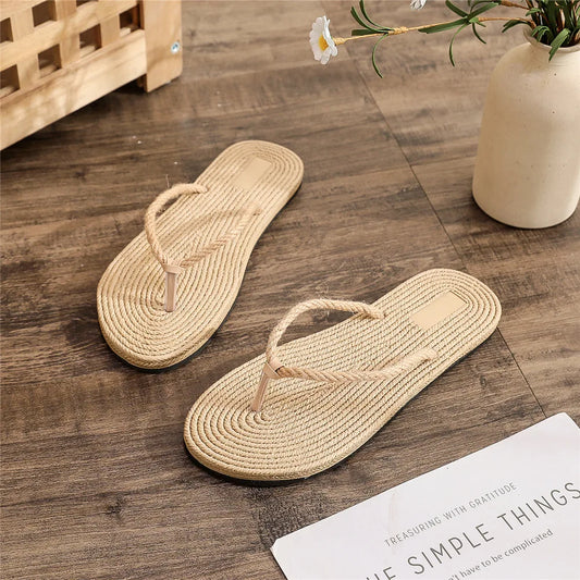 2025 New Flip Flops Women Slippers Ladies Shoes Indoor Outdoor Female Flip-flop Beach Flat Slides Fashion Summer Straw Sandals