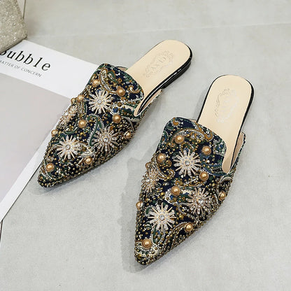 Summer 2023 New Elegant Women Rivets Slides Mules Breathable Flat Slippers Closed Toe Slides Party Shoes