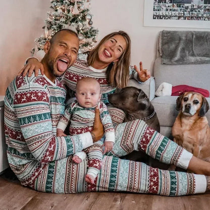 New 2024 Family Christmas Pajamas Set All Over Print Matching Clothing Sets Baby Romper Mother Kids Costumes Pijamas Xmas Look
