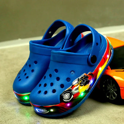 LED Flashing Girl Boy Kids Sneaker Hole Sandals First Walker Children's Boots In Summer Hollow Baby Beach Shoes