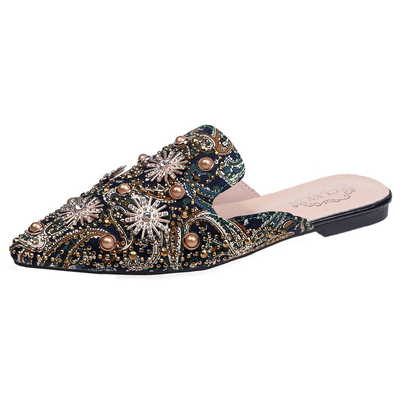Summer 2023 New Elegant Women Rivets Slides Mules Breathable Flat Slippers Closed Toe Slides Party Shoes