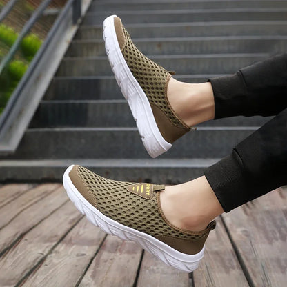 MAEDEF 2024 Men Sport Shoes Lightweight Breathable Slip on Male Casual Sneakers Anti-slip Men's Flats Soft Outdoor Walking Shoes