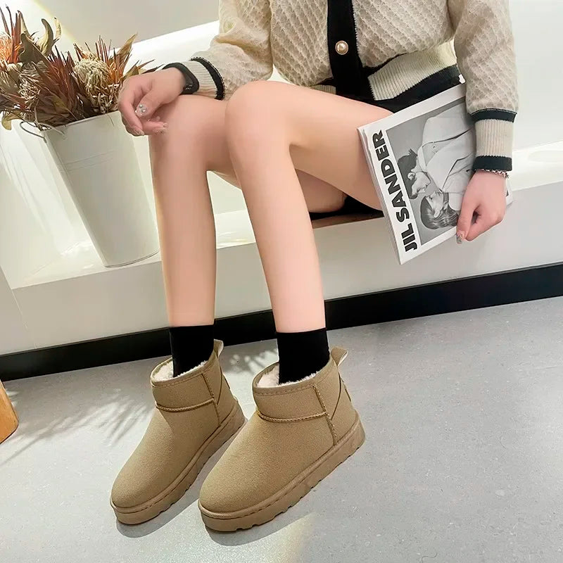 Luxury Winter Women Short Plush Warm Snow Boots Casual Shoes New Suede Fur Chelsea Ankle Boots Flats Platform Ladies Shoes