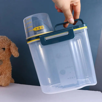 1.5kg/2kg Dog Cat Food Pail Plastic Storage Tank with Measuring Cup Container Moisture-proof Sealed Jar Pet Supplies Accessories