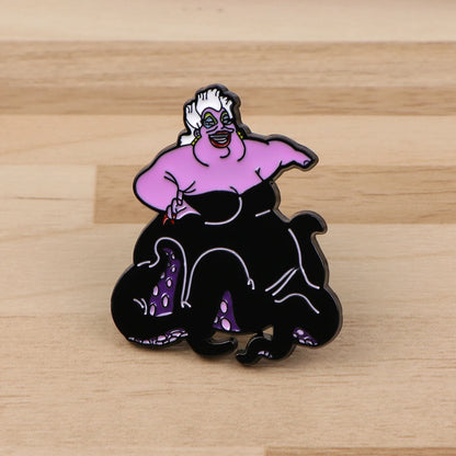 Cartoon Yellow Bear Pig Soft Enamel Pin Children Brooch for Clothes Briefcase Metal Badges Lapel Pins for Backpack Accessories