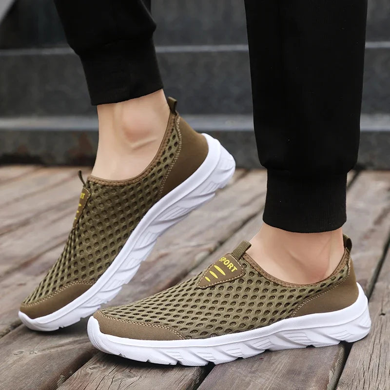 MAEDEF 2024 Men Sport Shoes Lightweight Breathable Slip on Male Casual Sneakers Anti-slip Men's Flats Soft Outdoor Walking Shoes