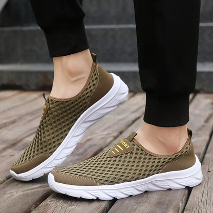 MAEDEF 2024 Men Sport Shoes Lightweight Breathable Slip on Male Casual Sneakers Anti-slip Men's Flats Soft Outdoor Walking Shoes