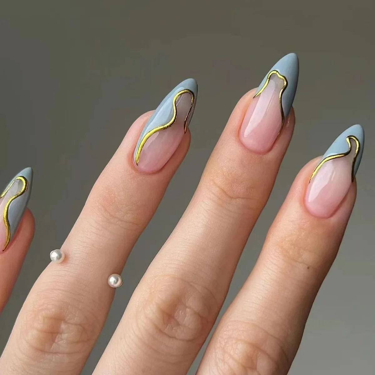 24pcs Black 3D Bow Almond Fake Nails Tips Pearl Love Sequin Design False Nails Art Removable Waterproof Artificial Press on Nail