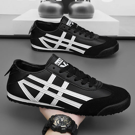 Men's Classic Running Shoes Lace Up Flat Bottom Sports Shoes Soft Sole Walking Shoes Breathable Couple Casual Shoes Tennis Shoes