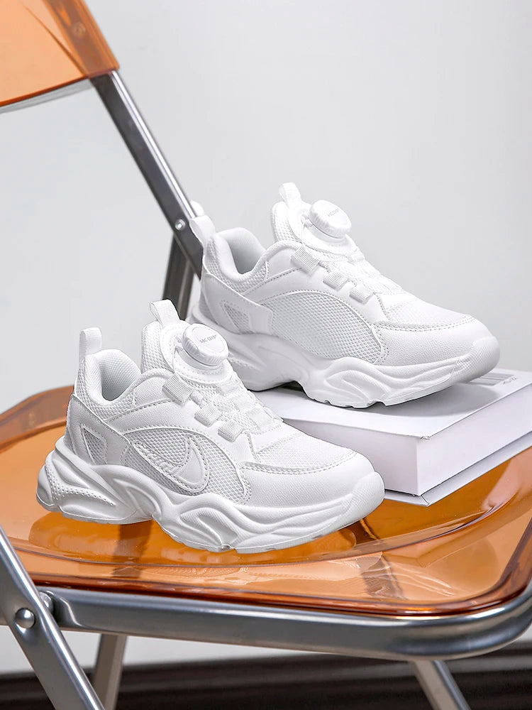 Leisure sports shoes Outdoor Leisure Mesh Up Sports Shoes Comfortable Fashion White casual