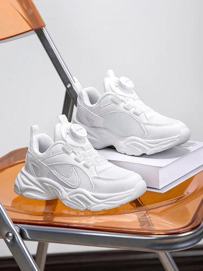 Leisure sports shoes Outdoor Leisure Mesh Up Sports Shoes Comfortable Fashion White casual