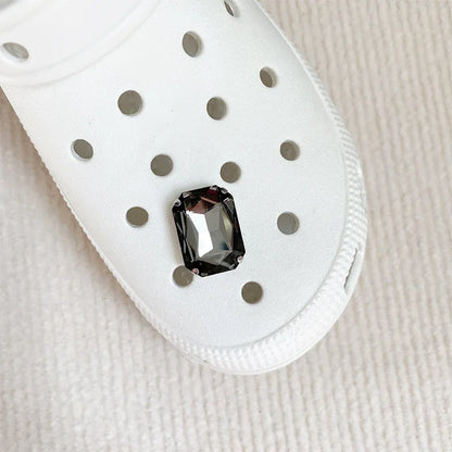 Vintage Flower Pearl Clogs Charms Designer Shiny Diamond Shoe Charms for Sandals Luxury Rhinestones Shoe Accessories In Bulk