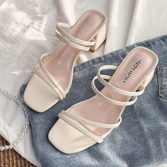 Elegant Woman Heeled Shoes Fairy Sandals 2023 New Version Temperament Medium Heel Sandals Women Outdoor Thick Heeled Women Shoes
