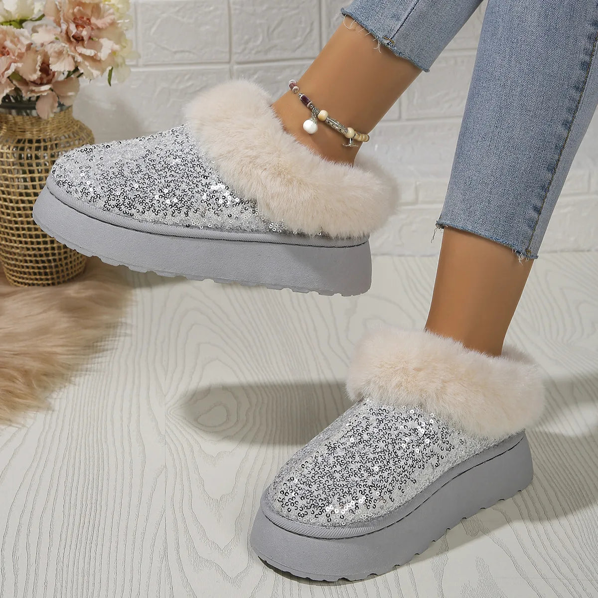2024 New Faux Fur Winter Boots Women Fashion Sequined Cloth Warm Snow Boots Woman Non-Slip Thicken Plush Ankle Booties Plus Size