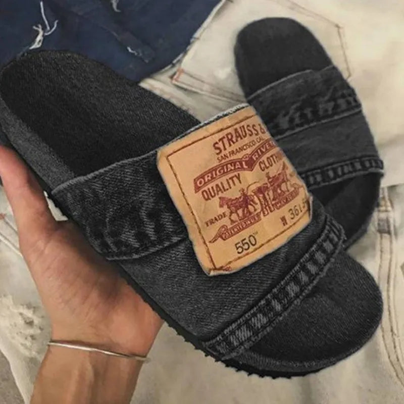 2025 Novo Verão Chinelos  Lona Feminina Moda De Sola Grossa Flip Flops Denim Carta Sandálias Sandálias Casuais Sandálias  Praia
